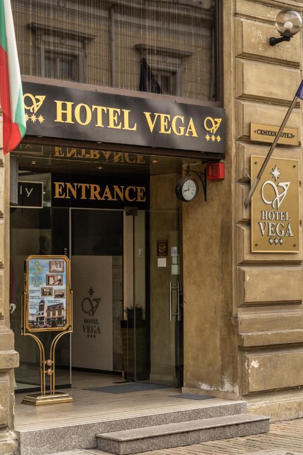 Vega Boutique Hotel Ruse Extérieur photo